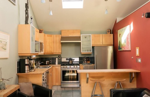 Tofino House | Dunes Cabin at Chesterman Beach, Tofino B.C.