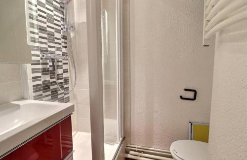Les Allues Apartment | Duplex 2 pièces cabine pour 5/6 pers, proche commerces et pistes, Méribel - FR-1-182-250