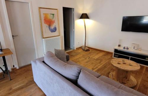 Montignac Apartment | Duplex 4 pers, plein centre de Montignac-Lascaux