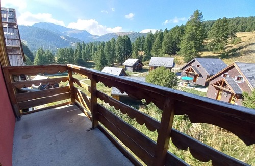Risoul Apartment | Duplex apartment 8-10p in Risoul at the foot of the slopes