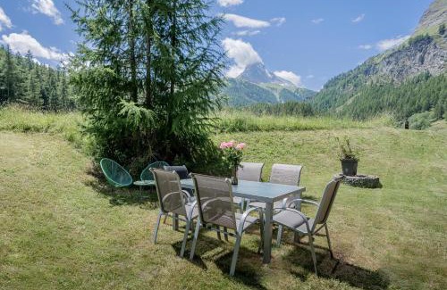 Zermatt Apartment | Duplex Apartment with Sauna and Garden in Zermatt