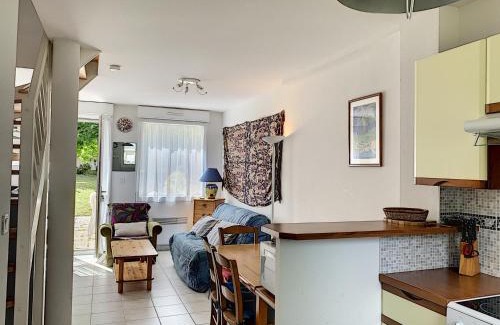 Saint-Pair-sur-Mer Apartment | Duplex avec terrasse près de la plage et commerces - Saint-Pair-sur-Mer - FR-1-361-374