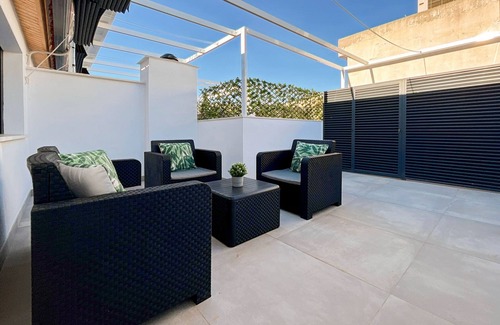 Perchel Sur Apartment | Duplex de dos Dormitorios con Terraza - Picú Home