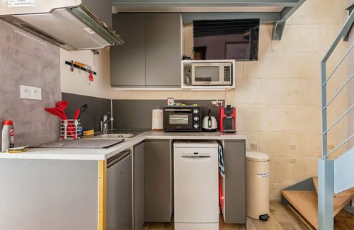 Capucins - Victoire Apartment | Duplex, Terrasse, Air Con, Car park
