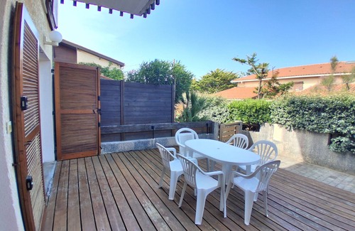 Le Penon House | Duplex Villa with Pool Near Seignosse Beach and Shops