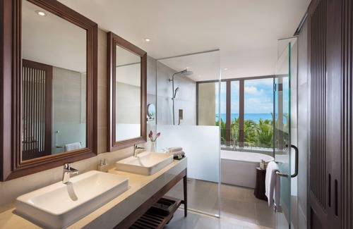 Cua Lap Hotel | Dusit Princess Moonrise Beach Resort