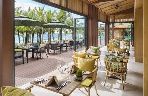 Cua Lap Hotel | Dusit Princess Moonrise Beach Resort