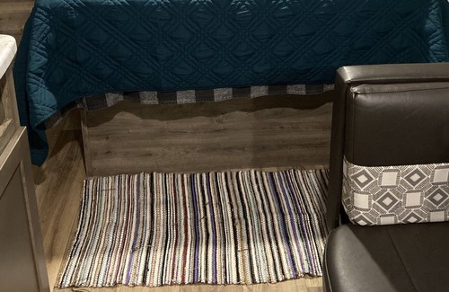 Jasper House | Dutchmen Aspen trail RV sleeps 3-4