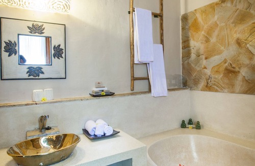 Petulu Hotel | Dwaraloka Retreat Ubud