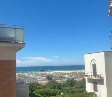 Quartiere XXXIV Lido di Ostia Levante Apartment | E&C Suites Roma