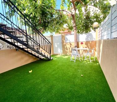 Benicassim House | E N C A N T I S O L - Encanto y SOL a un paso del MAR con piscina