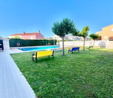 Benicassim House | E N C A N T I S O L - Encanto y SOL a un paso del MAR con piscina