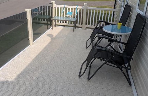 Ingoldmells House | E16 Millfields 6 berth caravan MAX 4 ADULTS Bob family's only and lead person must be over 30