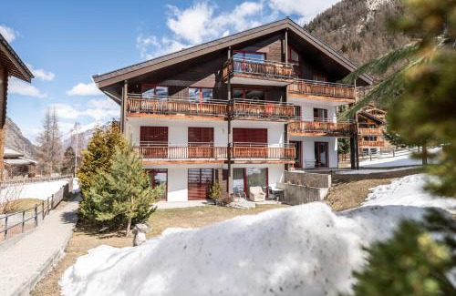 Zermatt Apartment | Eagle Horst-cozy Matterhorn view Studio by Inspiring Places Zermatt