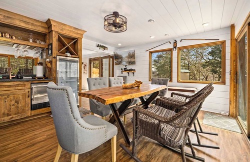 Garfield House | Eagle Nest Lakehouse-Lake front to Beaver Lake