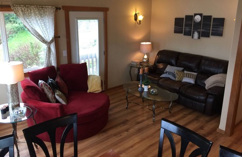 Kodiak House | Eagle's Nest Harbor View