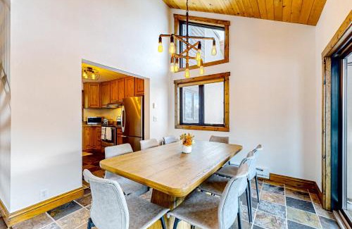 Eagle-Vail Apartment | Eagle Vail Mountain Retreat