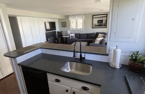 Wintergreen Condo | Eagles Court Ski In/Ski Out Condo with Walkable Location & Mountain Views!