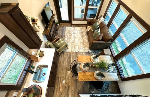 Monteagle Cabin | Eagle’s Escape to Sunset Bluff