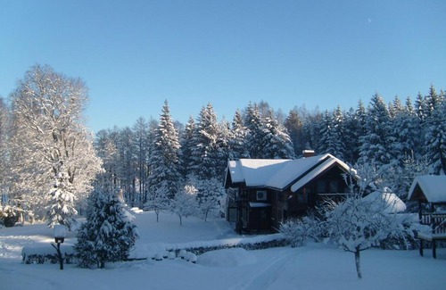 Renavas House | EAKlimų kaimo turizmo sodyba Iešnalė