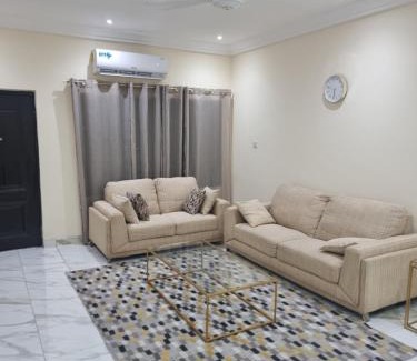 Madina Apartment | Earl Lodge