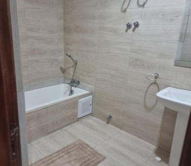 Madina Apartment | Earl Lodge