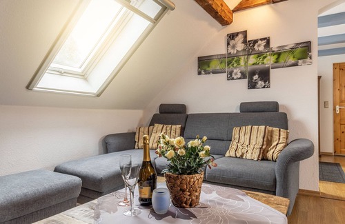 Horum Apartment | Earlier Station, today tasteful holiday home: holiday accommodation with c
