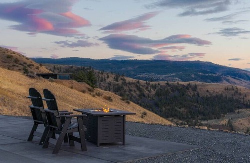 Orondo Villa | Earthlight 4 - On Top of The World