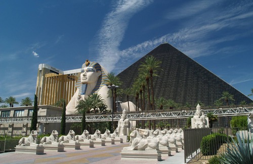 Las Vegas Strip Apartment | Easement Unit at Luxor Casino Strip Las Vegas