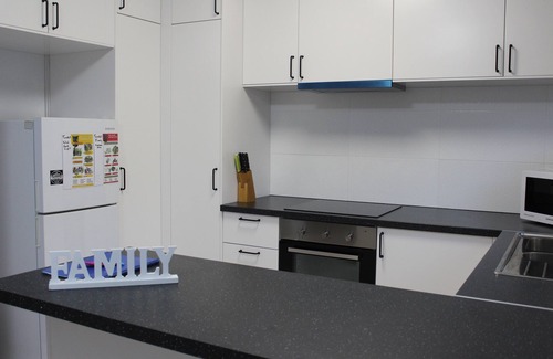 Doncaster East Apartment | East Doncaster at Tunstall, Full Kitchen close to Tunstall Square Shops