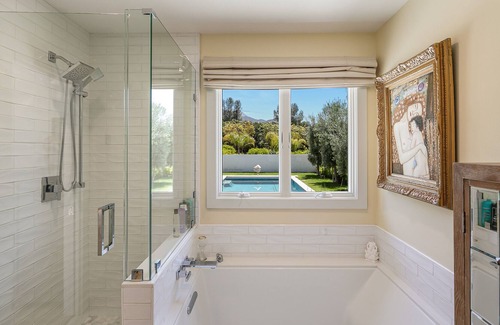 Ojai House | East End Jewel - Family Retreat + Airstream