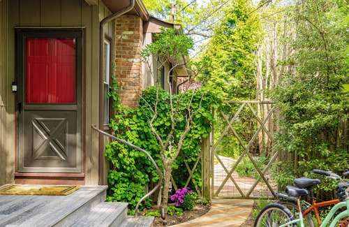 Springs Cottage | East Hampton Harbor Cottage