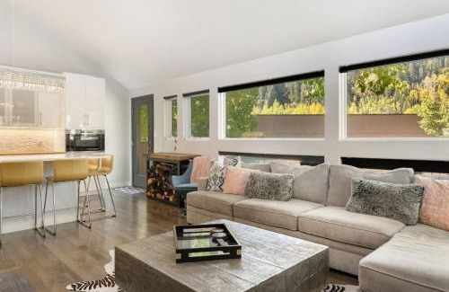 Vail House | East Vail Pitkin Creek Condo
