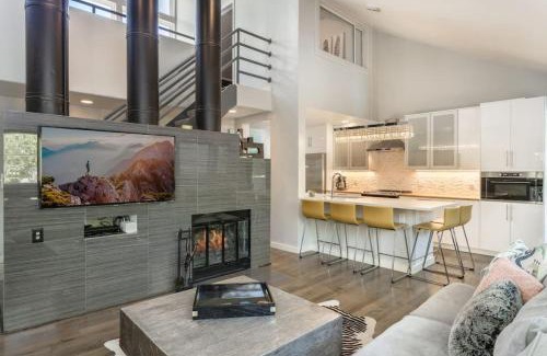 Vail House | East Vail Pitkin Creek Condo