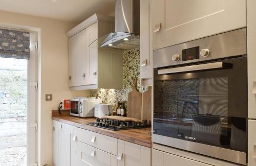 Bamford House | Easter Cottage
