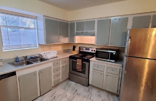 North Center Revitalization Association Apartment | Easy Access to the Tri Cities!