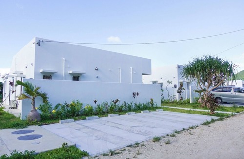 Kabira House | Easy travel with children | 1 minute walk to the s/Ishigaki Okinawa