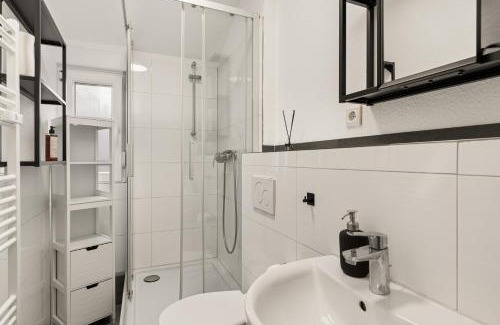 Fischeln Apartment | EasyStay1 Krefeld Fischeln 4Pers Switch TV Disney+