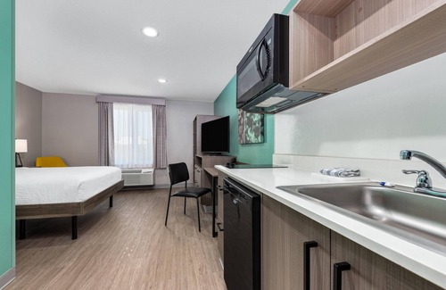 Plano Hotel | ECHO Suites Extended Stay by Wyndham Dallas Plano/Richardson