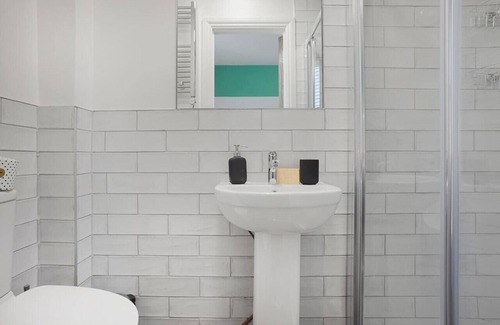 Folkestone Apartment | Eco Aparthotel - Leas Studio