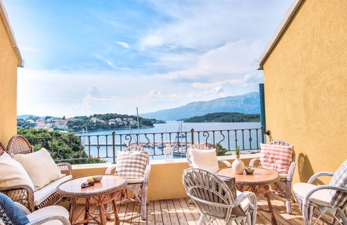 Lumbarda Apartment | Eco Aparthotel The Dreamers' Club - Sun Ray for 4