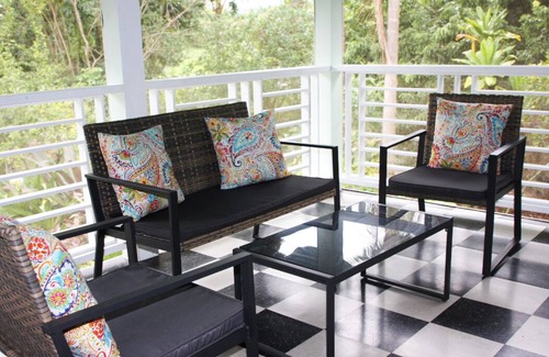 Hilo House | Eco friendly, Tropical paradise,spacious farm stay, conveniently located in Hilo