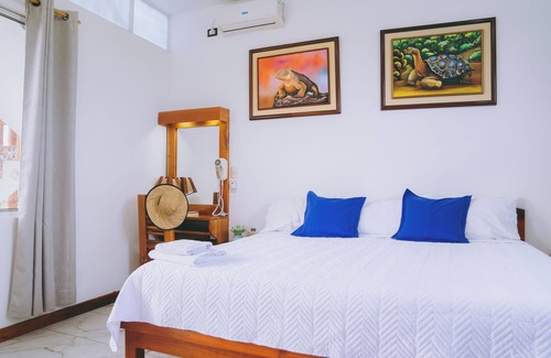 Bahia de la Academia Hotel | ECO HOSTAL ISLA AZUL