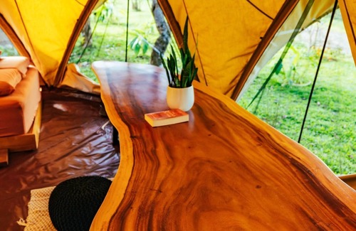 Dominical RV Rental | Eco Luxe Glamping Nest #4 - 2 Queen Beds at Holos