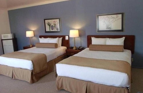 Vernal Hotel | Econo Lodge Inn & Suites