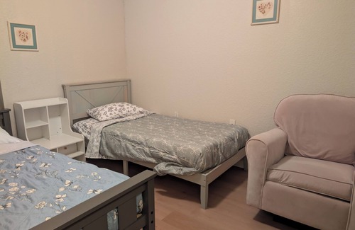 Tallahassee House | Economical Townhouse, 3Br/3Ba, 6 mins to FSU [619]