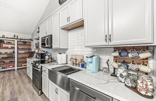 Noblesville House | Edelweiss Chic Retreat/Grand Park/Ruoff/Extended Stays Acceptedn