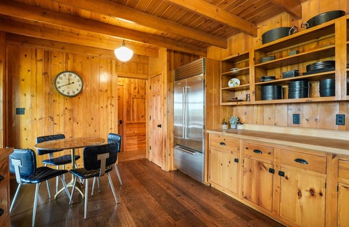 Logan Cabin | Eden Acres | Pool | Pool Table | Private Estate