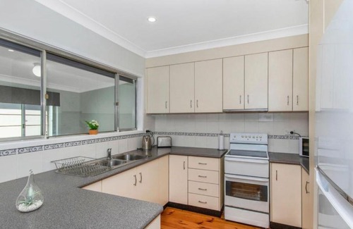 Ettalong Beach House | Edendale Family Fun - Ettalong Beach