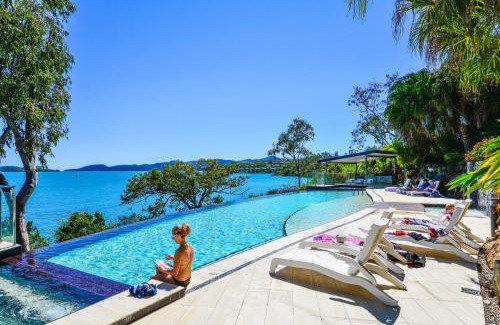 Hamilton Island Apartment | Edge 12 Hamilton Island - Oceanfront villa with buggy